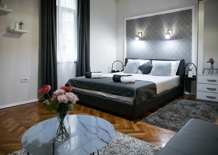 Natalie\'S Place